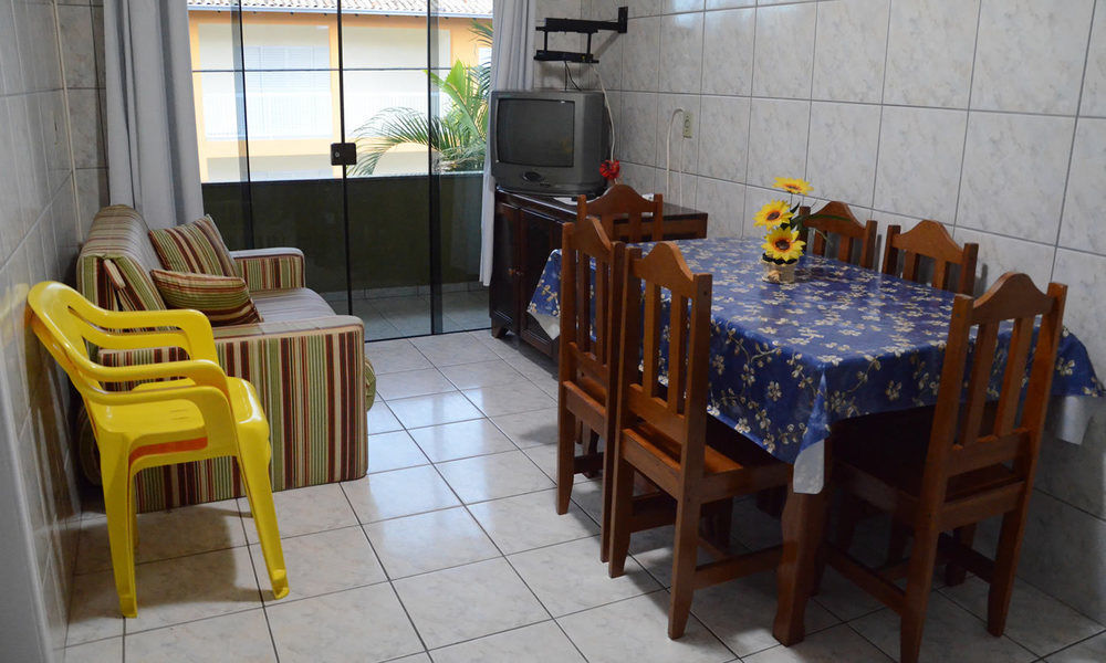 Apartpousada Residencial Dos Reis サン・フランシスコ・ド・スル エクステリア 写真